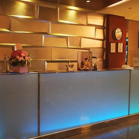 Tokyo International Hotel Тайбэй Экстерьер фото