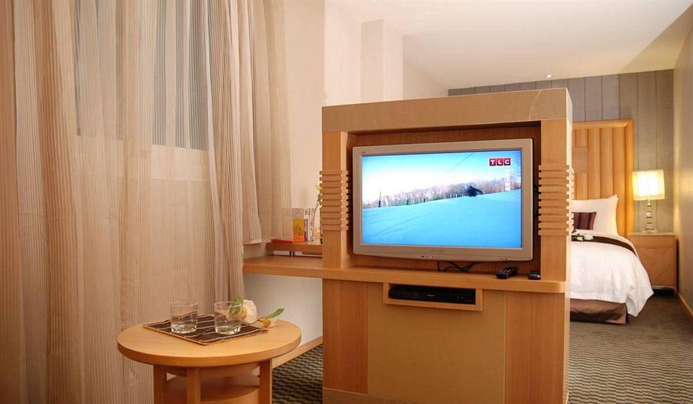 Tokyo International Hotel Тайбэй Экстерьер фото