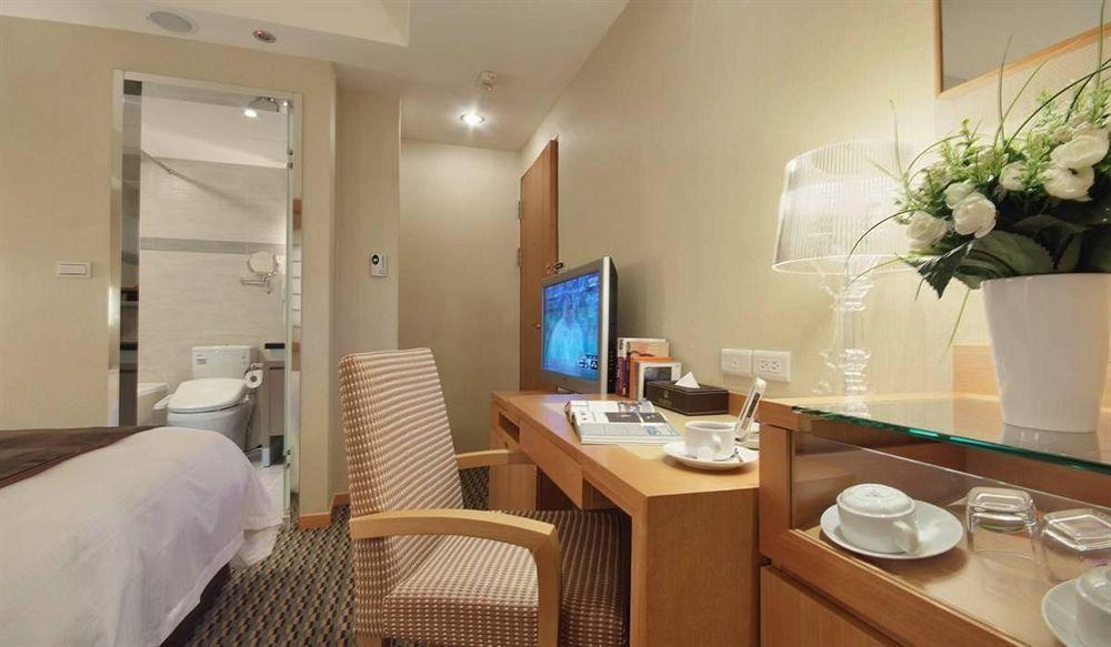 Tokyo International Hotel Тайбэй Экстерьер фото